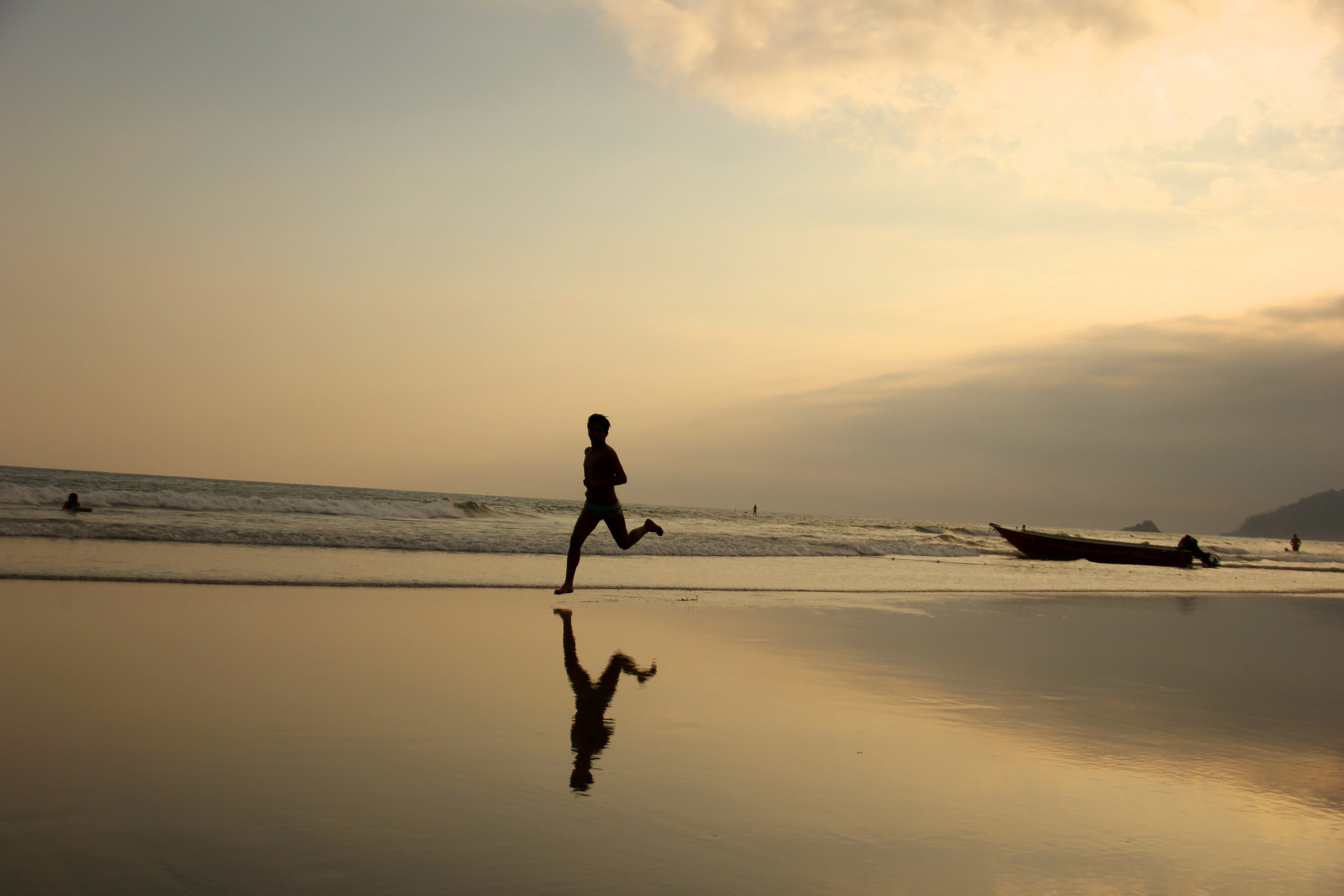 Step into Comfort, Embrace Your Active Life